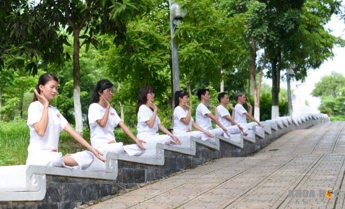 2433-hong-tran-chinh-la-dao-truong-rong-lon-tu-hanh-dau-nhat-thiet-phai-o-nui-sau-1.jpg
