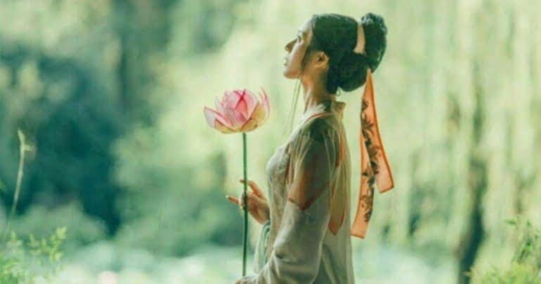 Miệng Tích Đức Vận Thế Dễ Được, Duyên Lành Phúc Báo Đều Từ Đức Mà Ra