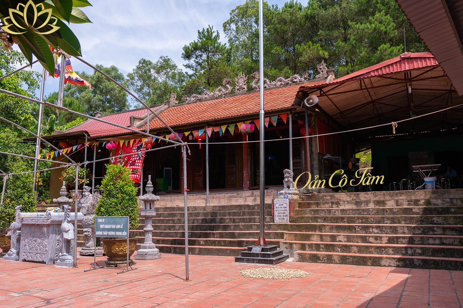 đền suối mỡ